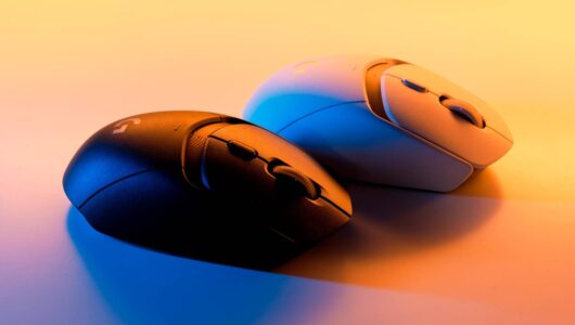 Logitech G G309 LIGHTSPEED 01